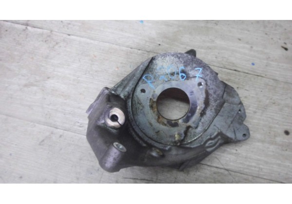 Кронштейн кріплення ТНВД Peugeot/Citroen 2.0 HDI, 96365905